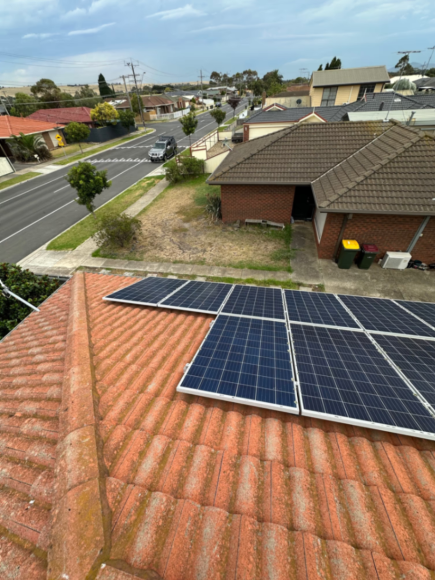 Rooftop solar install with street view in Melbourne suburb